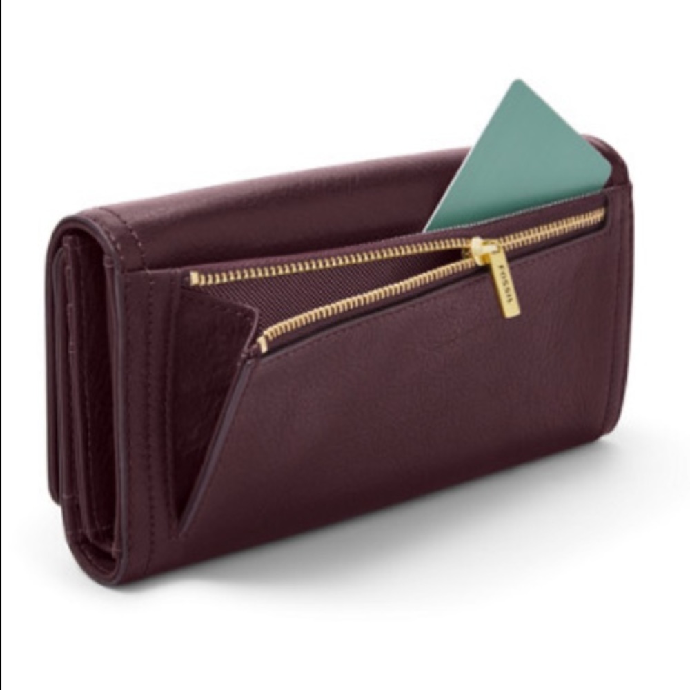 Last Fossil Set! Leather Logan Wallet & Crossbody! - Picture 5 of 8
